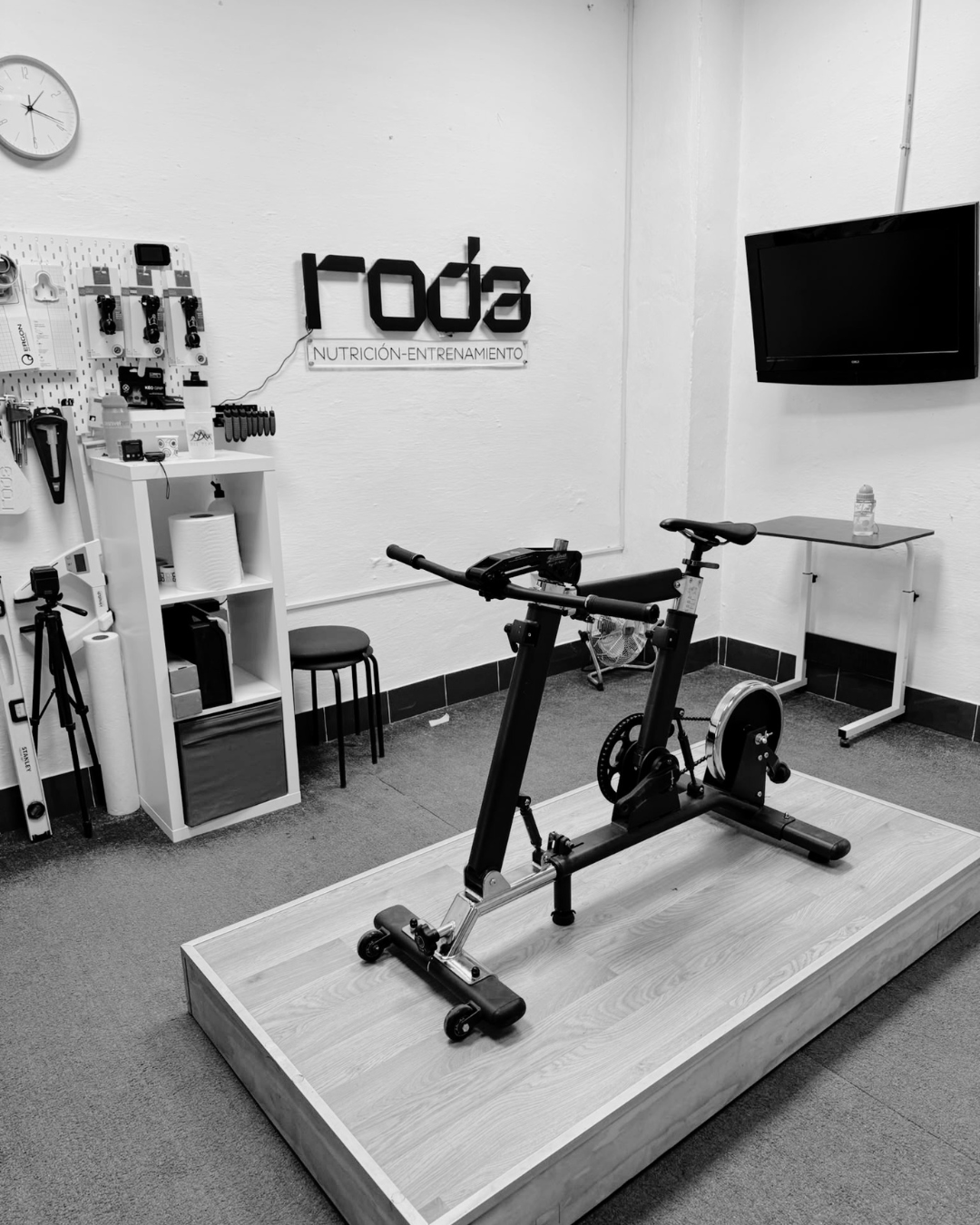 Estudio biomecánico pre compra en Sevilla con potro ajustable.